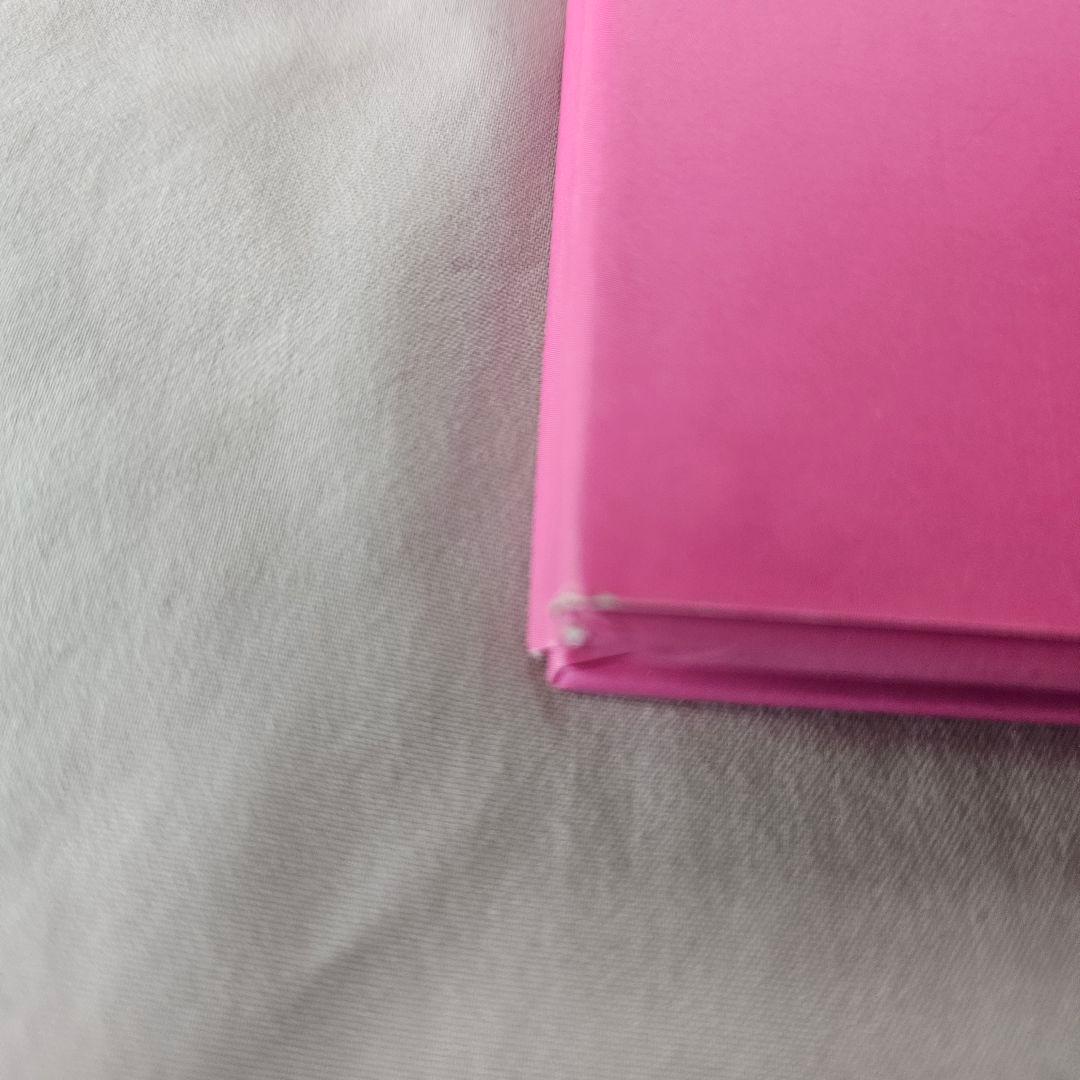 Hello Kitty through the seasons キティ写真集