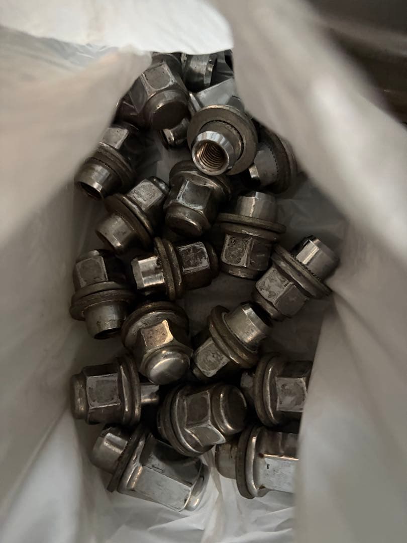 トヨタ 15インチ 純正ホイール　80系ヴォクシー、ノア