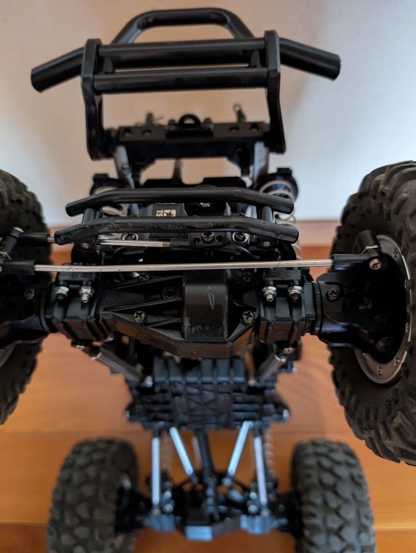 タミヤ　CR-01　 ランドクルーザー40　 純正新品バッテリー、予備タイヤつき