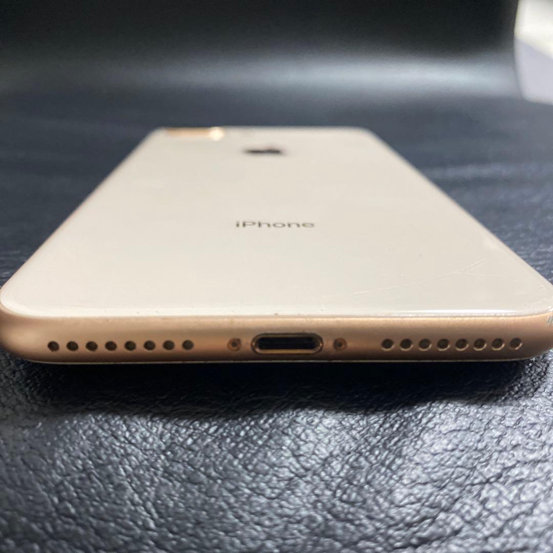 iPhone 8 Plus 64GB（カラー：GOLD）