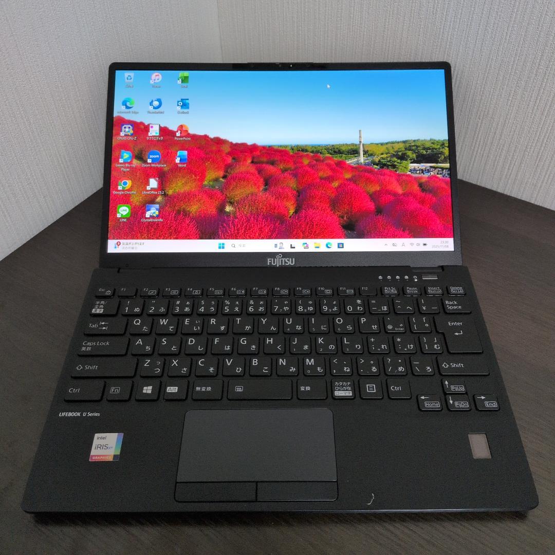【第１１世代Corei7：薄型モバイル】富士通／U9311F／16G／512G