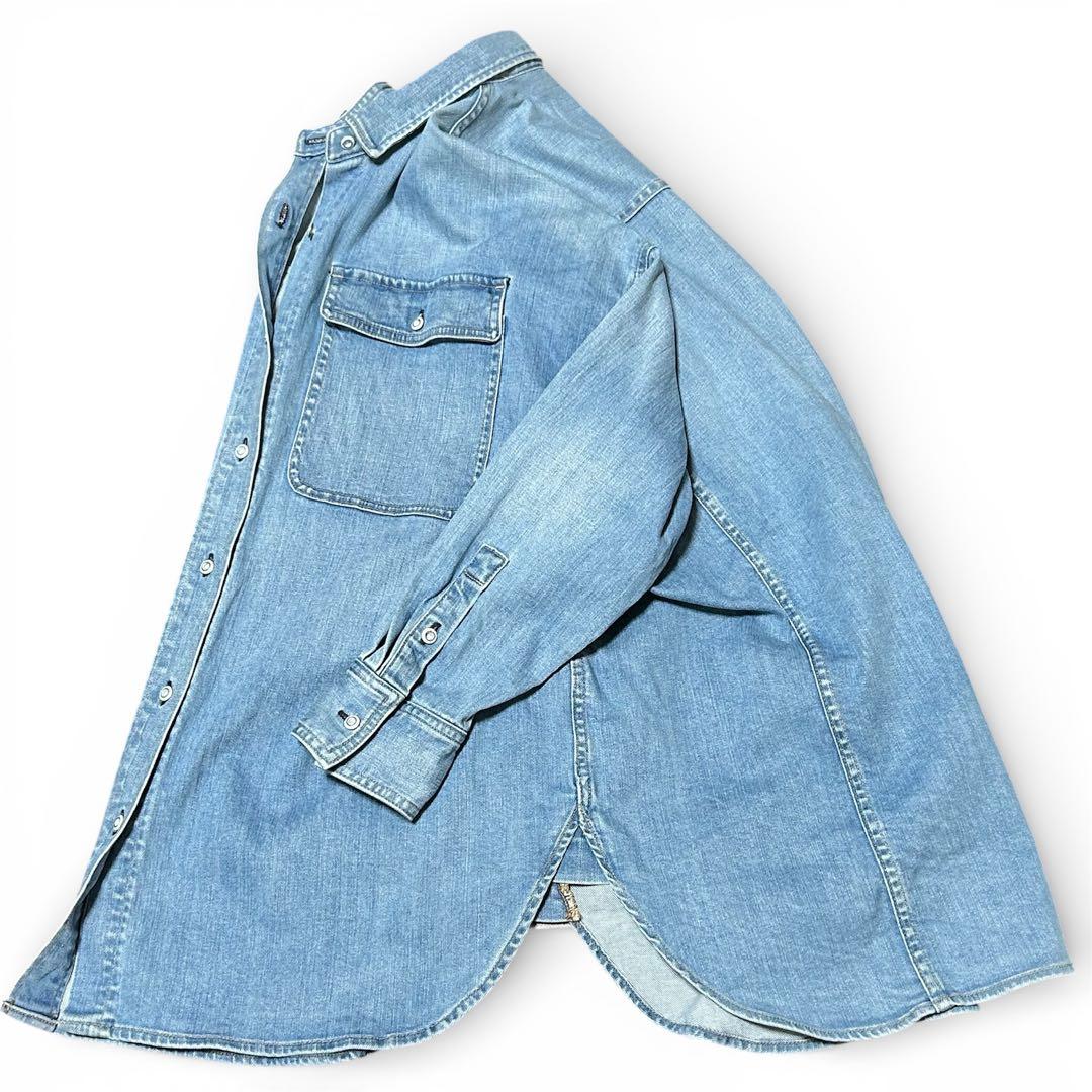 ヘルシーデニム　アーモンド　デニムシャツ　ゆったり　オーバーシルエット