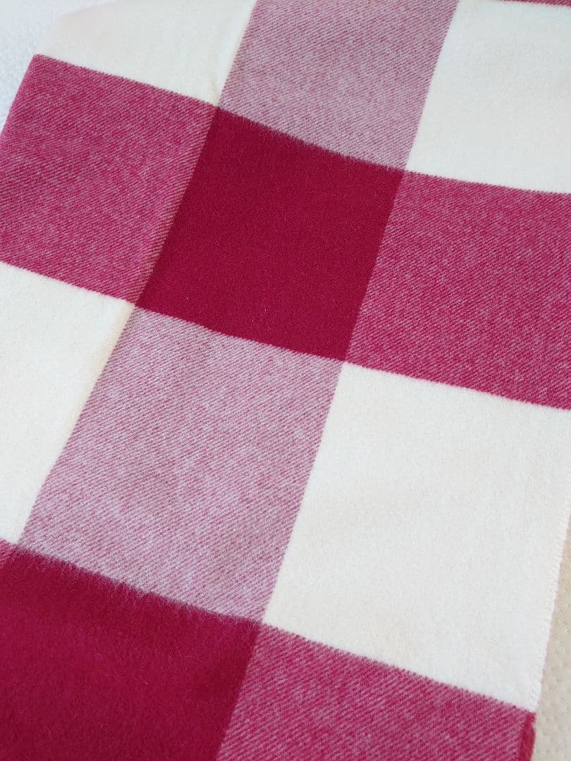 【Bellora ベローラ】＊新品＊ウール100％ スローケット ブランケット