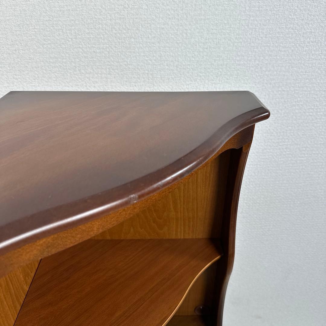 カリモク コロニアル コーナー 飾り棚 キャビネット 電話台 花台 i1※