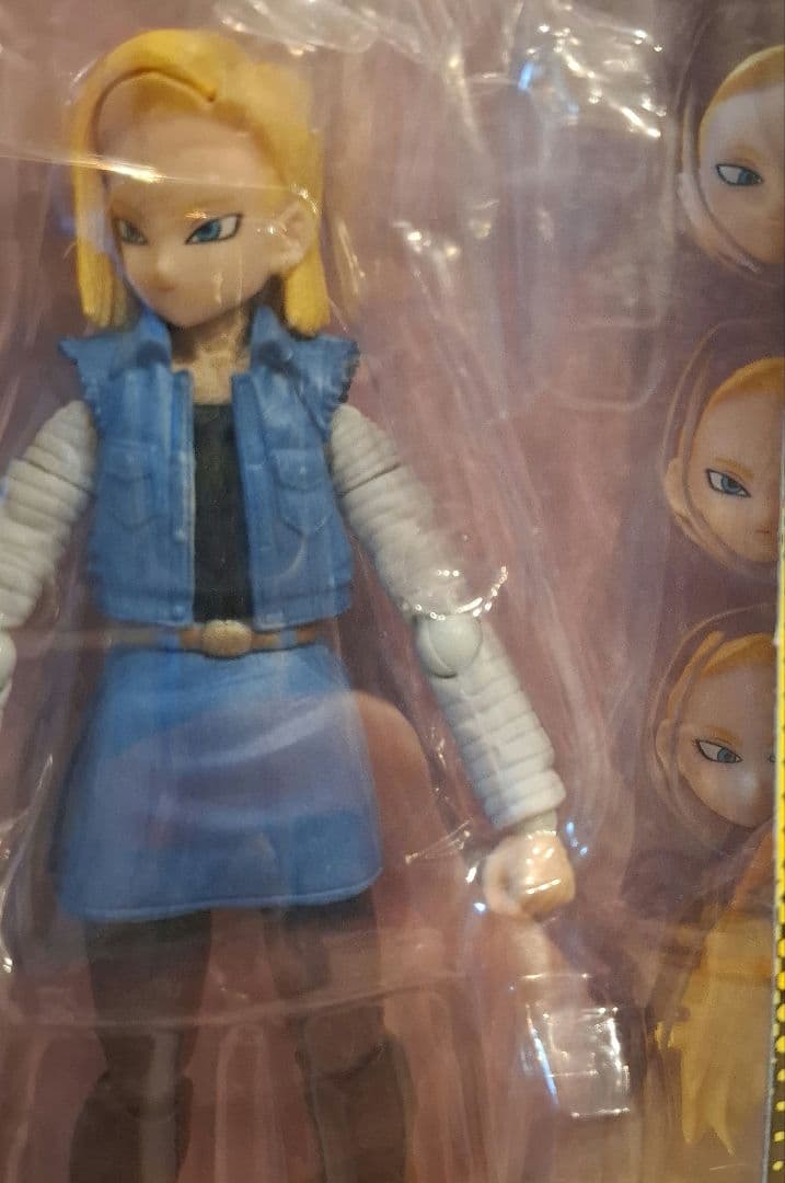 ドラゴンボール　人造人間18号 フィギュア