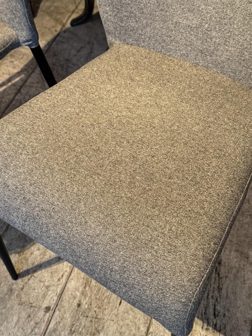 モデル展示 未使用品 ダイニングチェア２脚セット グレー布地 CHERRY