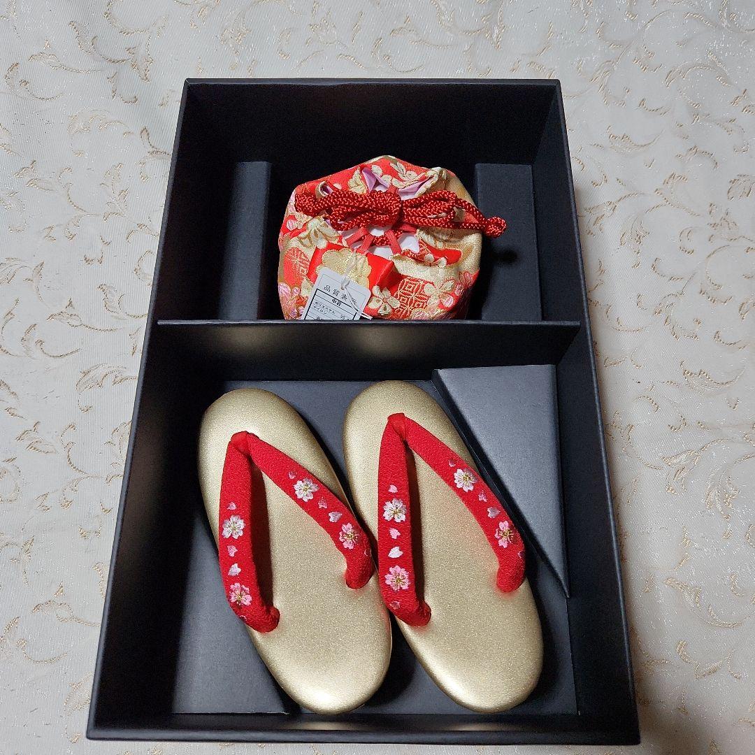 #699 ( 未使用品) 七五三  お正月  草履と巾着  18cm