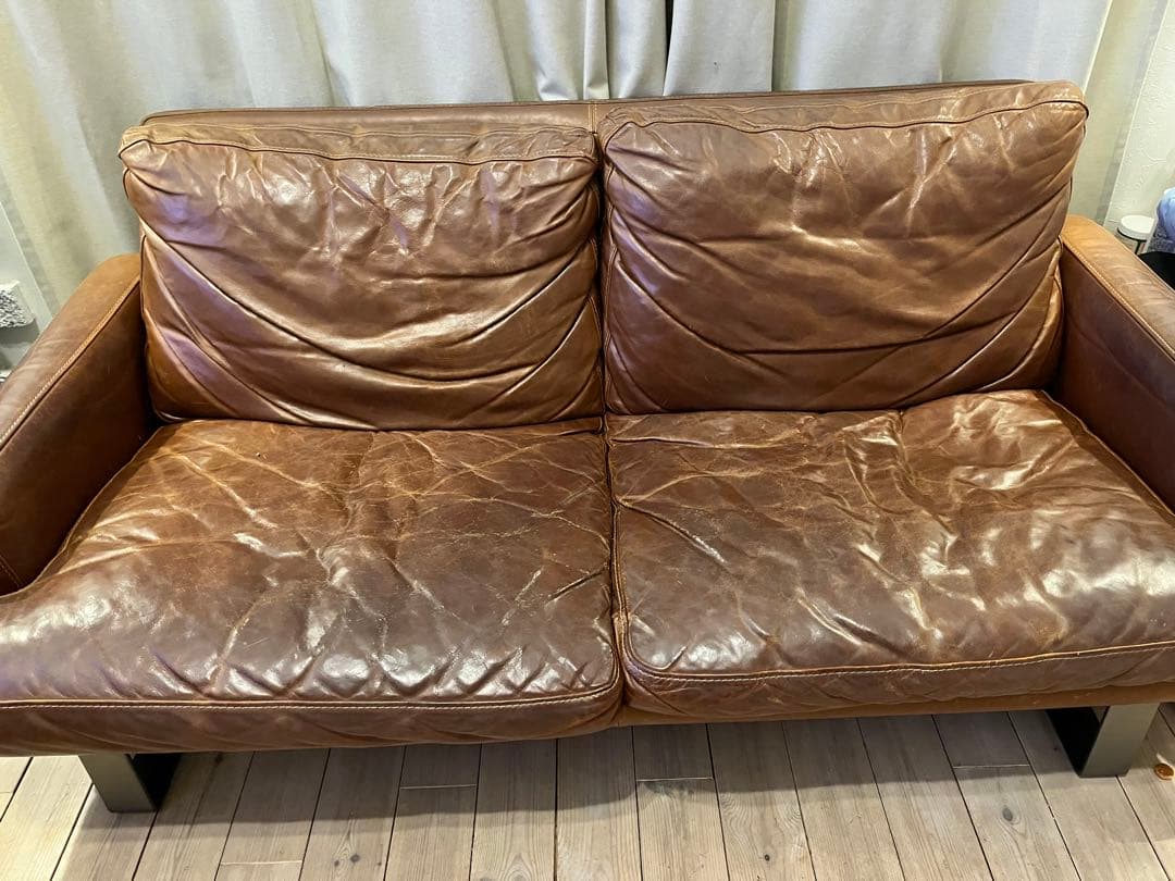 レザー ソファ　クラッシュゲート