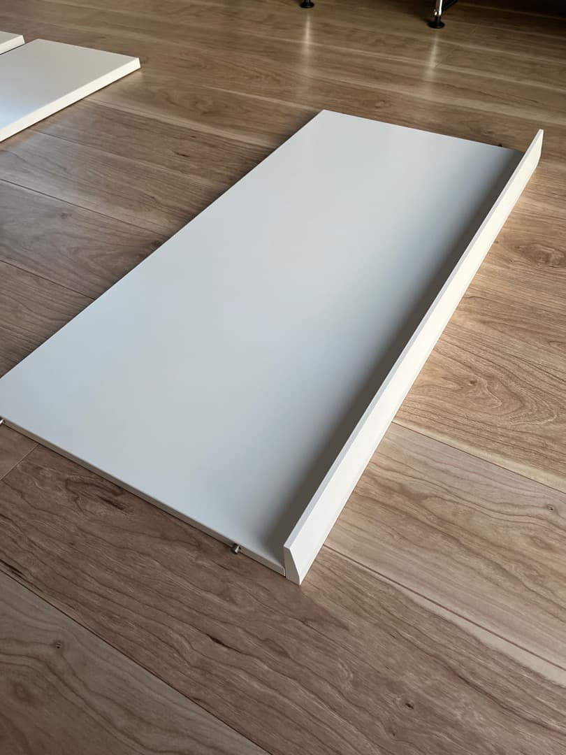 STRING ストリング ホワイトシェルフ 棚板２枚＋マガジンシェルフ１枚