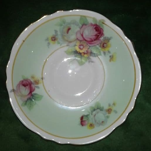 パラゴン ホワイト＆ペールグリーン カップ＆ソーサー ハマースレイ