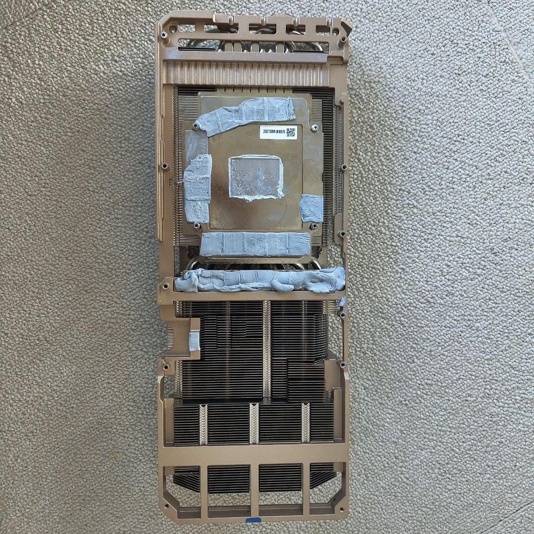 RTX 5090 ジャンク ZOTAC 白色 基盤付き!GPUコア/VRAM無し