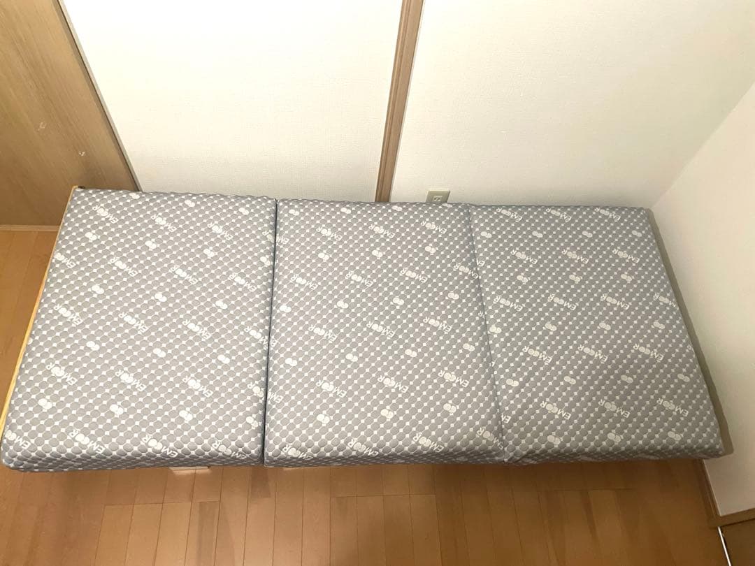 エムールのマットレス（80cm×180cm）