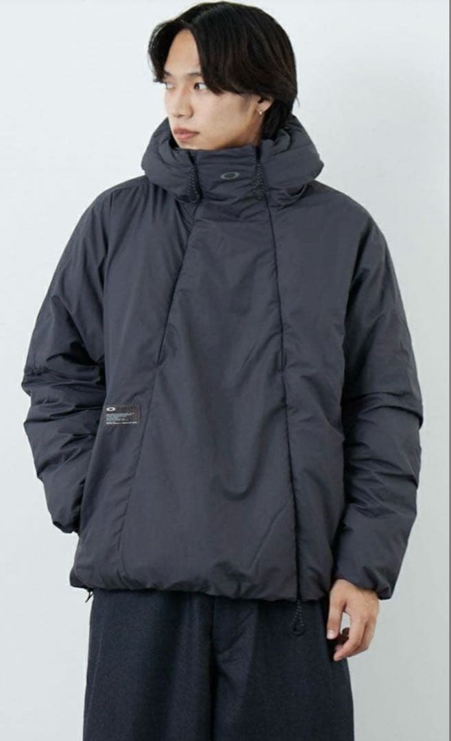 完売品 オークリーインサレーション プルオーバーアウタージャケット