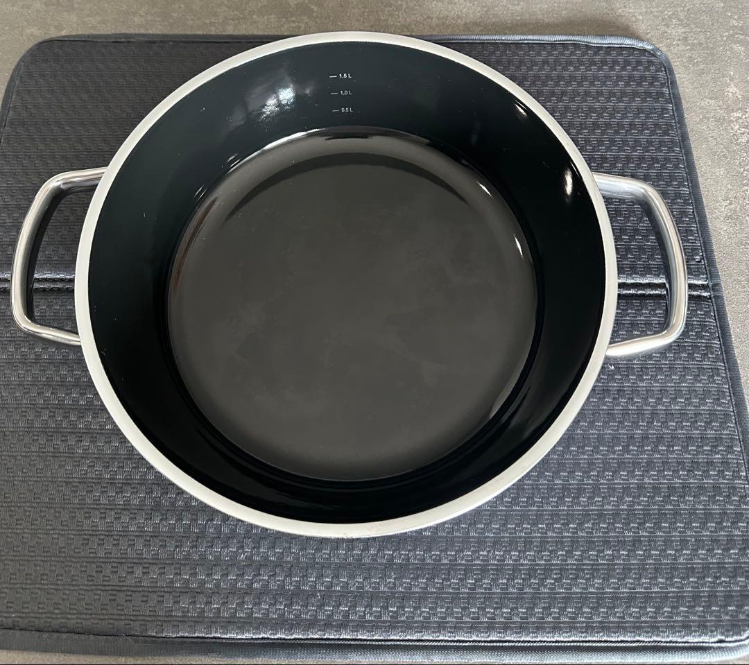 WMF Fusiontec 両手鍋 ミネラルロースター24㌢