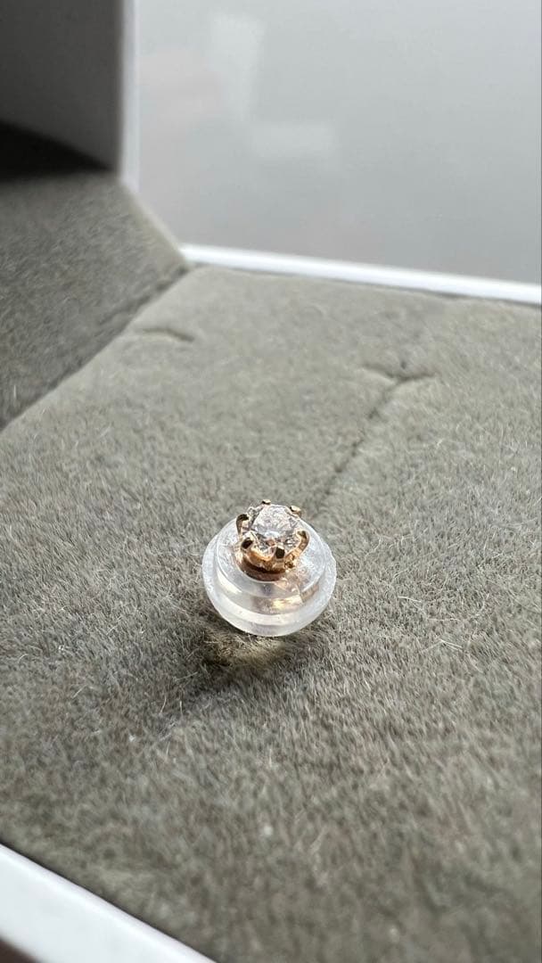 festaria ダイヤモンド　ピアス