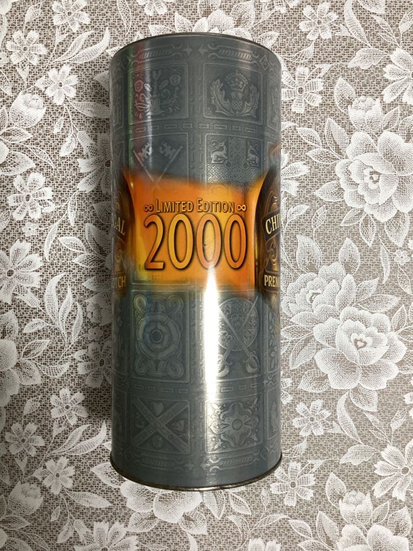 CHIVAS REGAL 12年 スコッチウイスキー 限定版缶