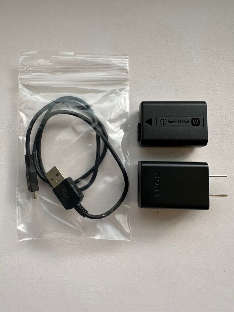 値下げ！SONY α6400 ミラーレスカメラ 2本レンズセット