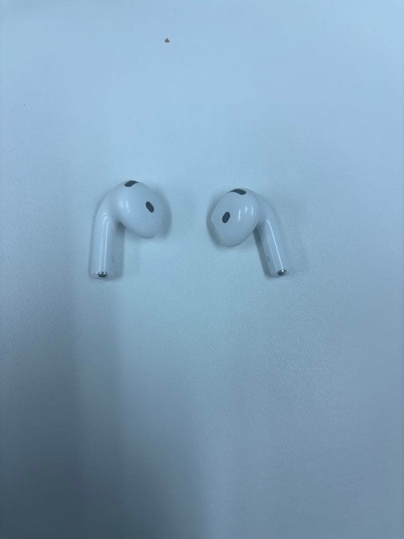AirPods4 本体 ホワイト ノイズキャンセリング