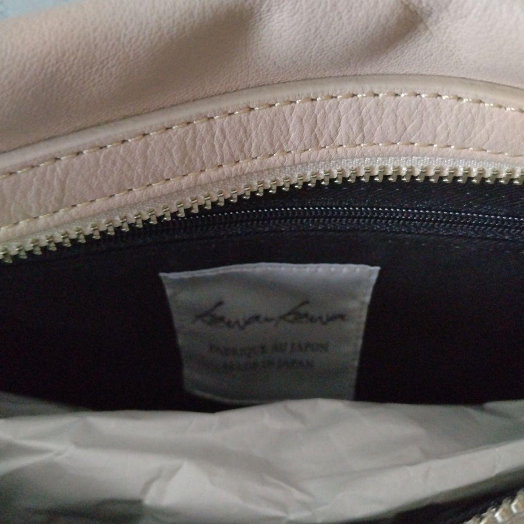 カワカワ　kawa-kawa ボディバッグ　ボディーバッグ　ベージュ