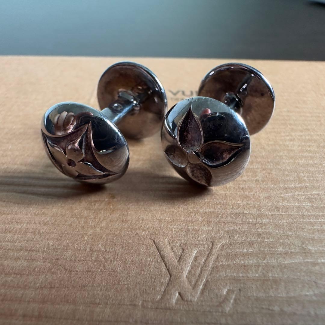 ルイヴィトン カフスボタン ケース付き