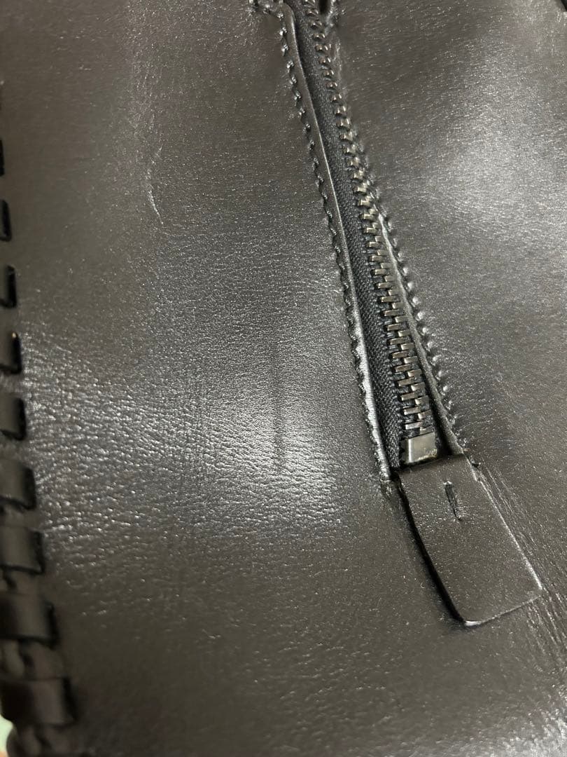 美品　グッチバック　レザー