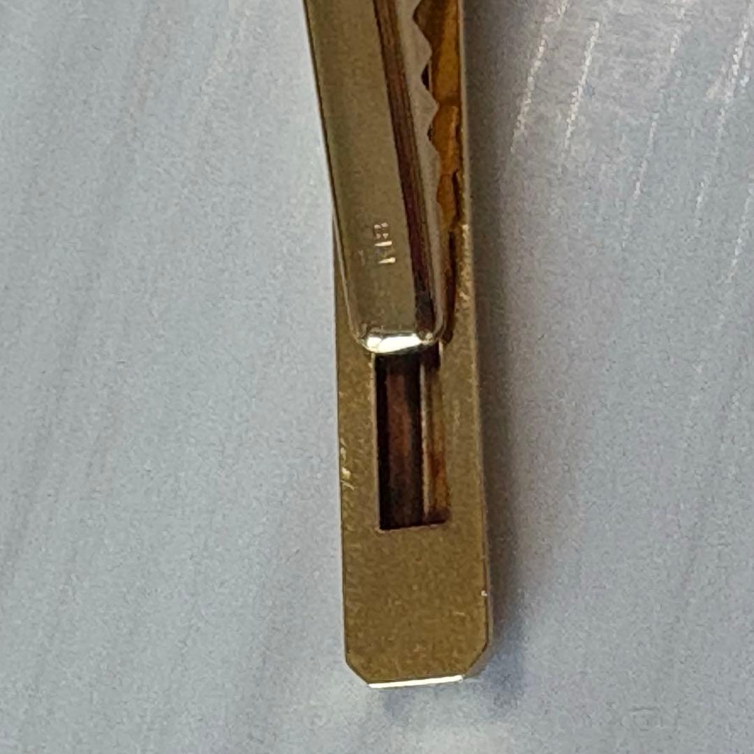 専用です。18金ストライプ ネクタイピン チェーン付き