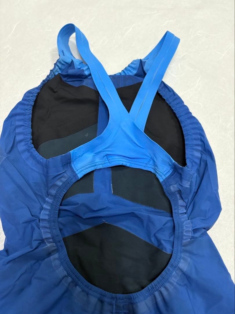 ⭐️最終値下げ⭐️arena アリーナ ひざ上 競泳水着 ARN-4002W