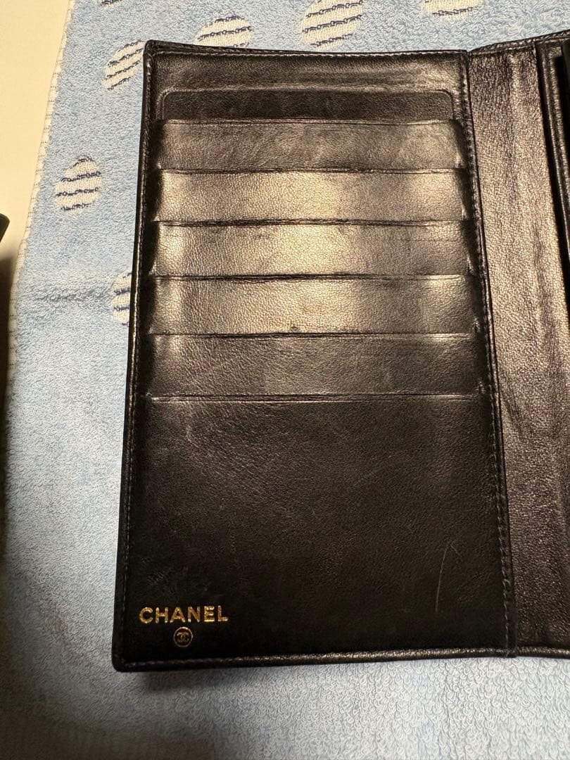 CHANEL がま口　長財布