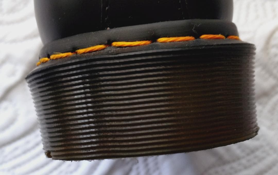 ☆美品☆　Dr. Martens 　スリーホール　黒レースアップ靴