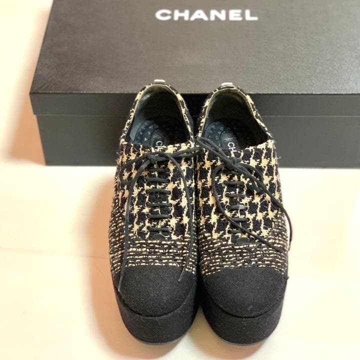 CHANELシャネルの厚底シューズ　スニーカー23.5㎝