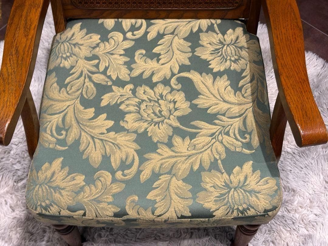 ダイニングチェア　アームチェア　三越ブルージュ　アンティーク　ビンテージ　nZ