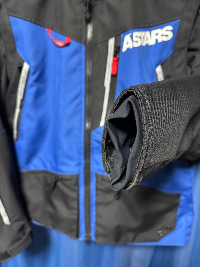 アルパインスターズ Venture R ベンチャーRジャケット M (XL相当)