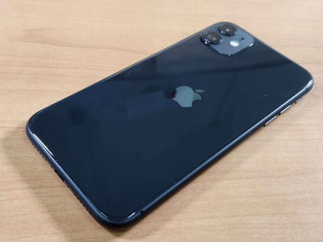 スマートフォン本体 020700H iPhone 11 A2221 128GB