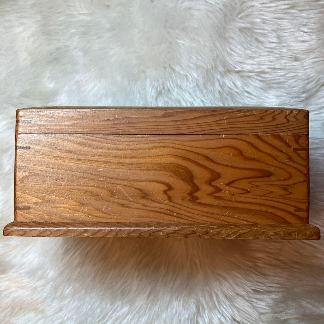 屋久杉小物入れ　ジュエリーボックス　アクセサリーボックス　屋久杉宝石箱