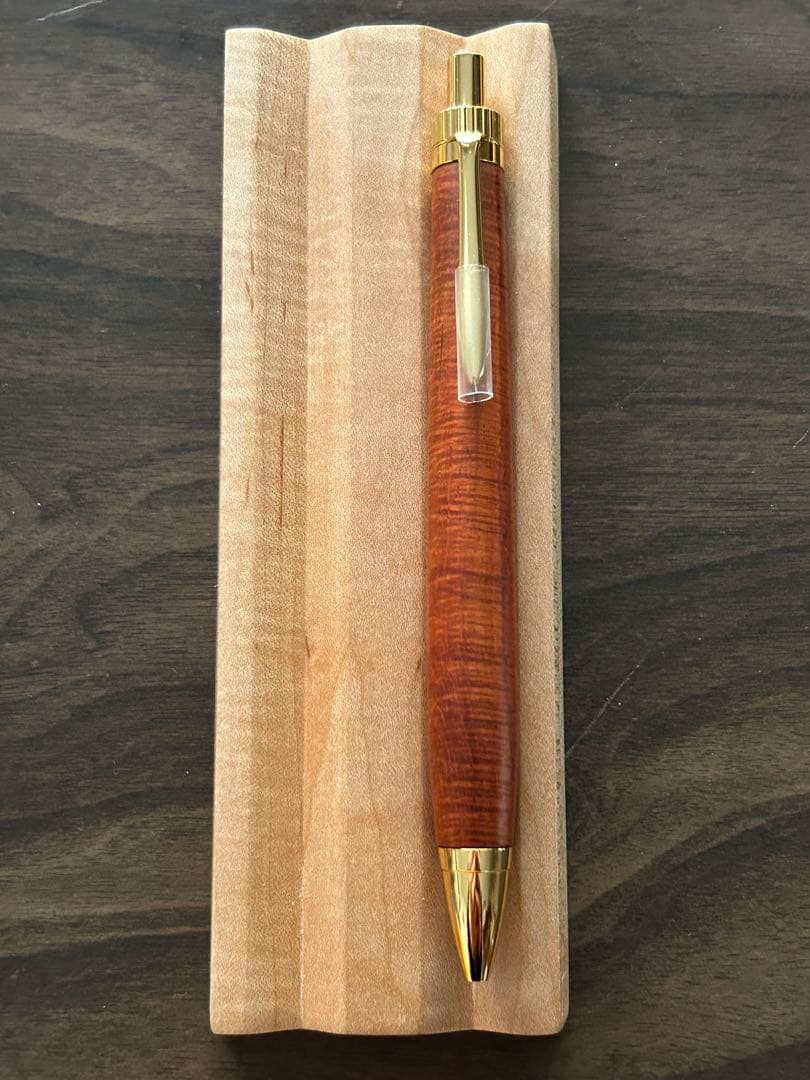 サイアミーズローズウッド　マイクロカーリー　木軸ボールペン