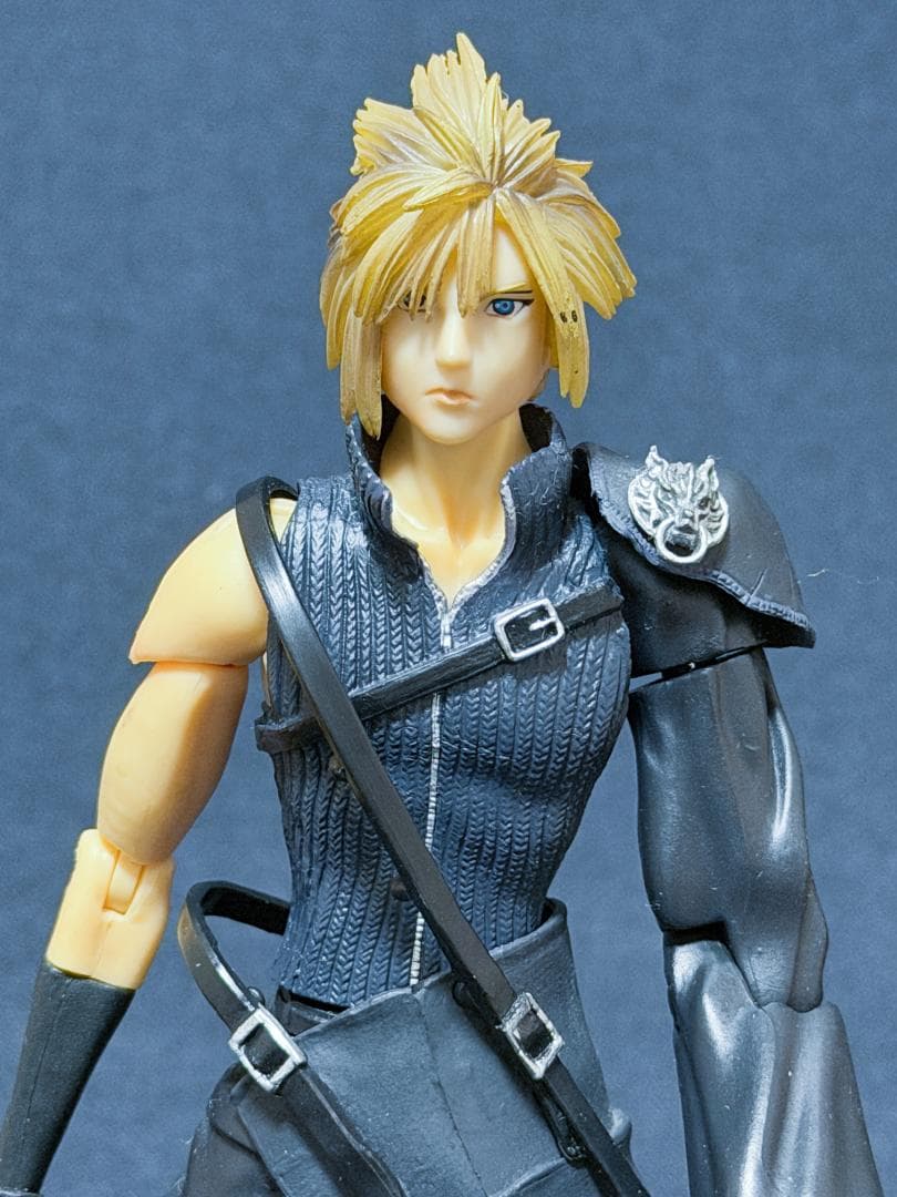 中古 ファイナルファンタジー7 プレイアーツ クラウド＆フェンリル