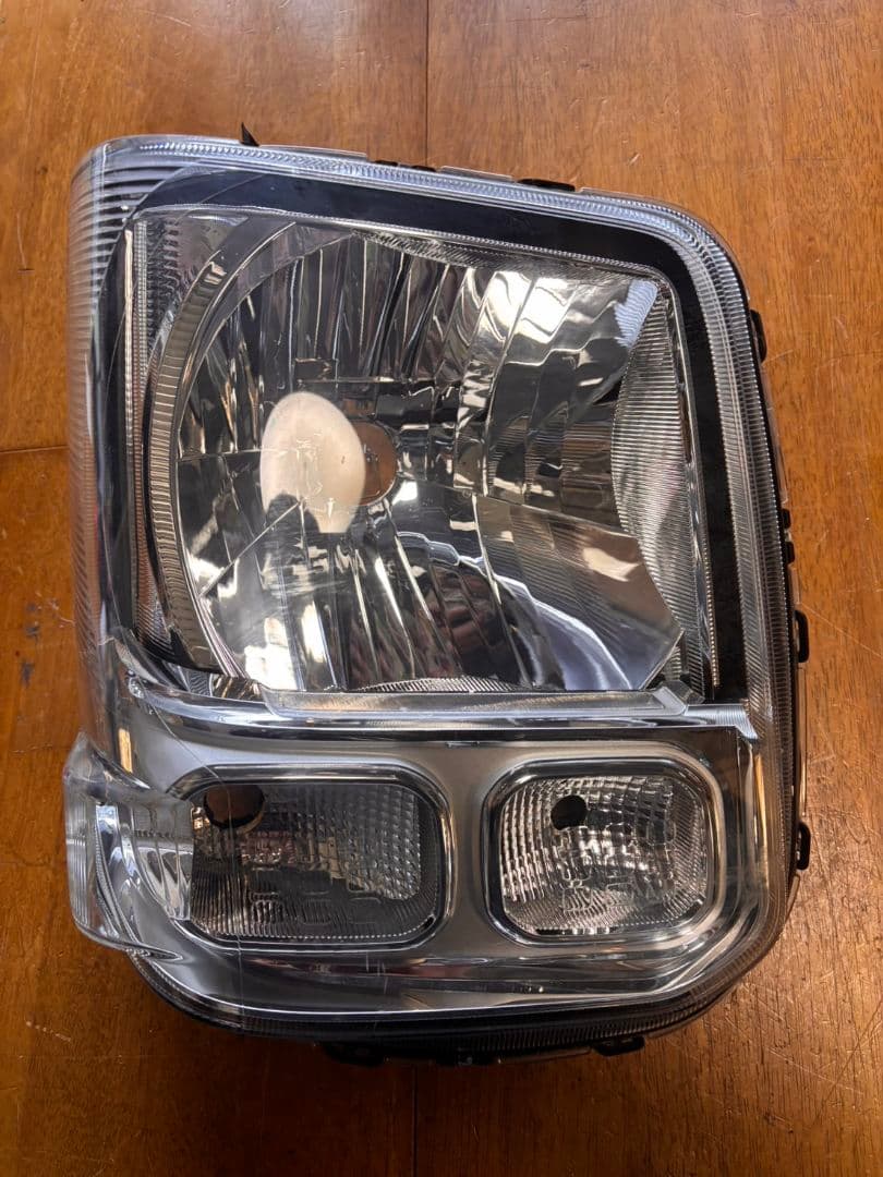 スズキ エブリィ DA17W 純正HIDヘッドライト 左右セット