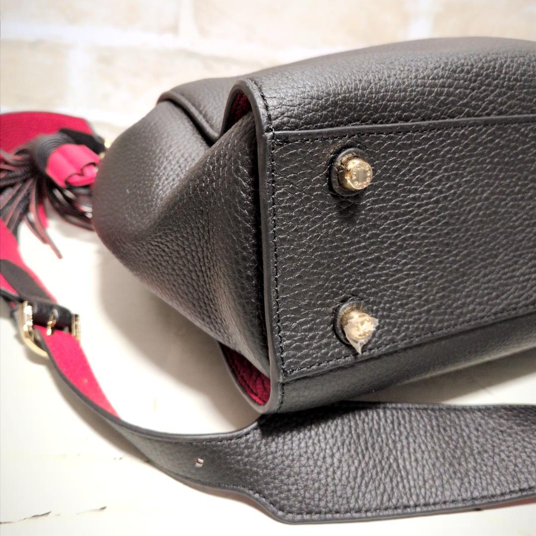 ★ココセリュックスゴールド 2WAY シボ革 バッグ スマホケース付 黒赤 新同