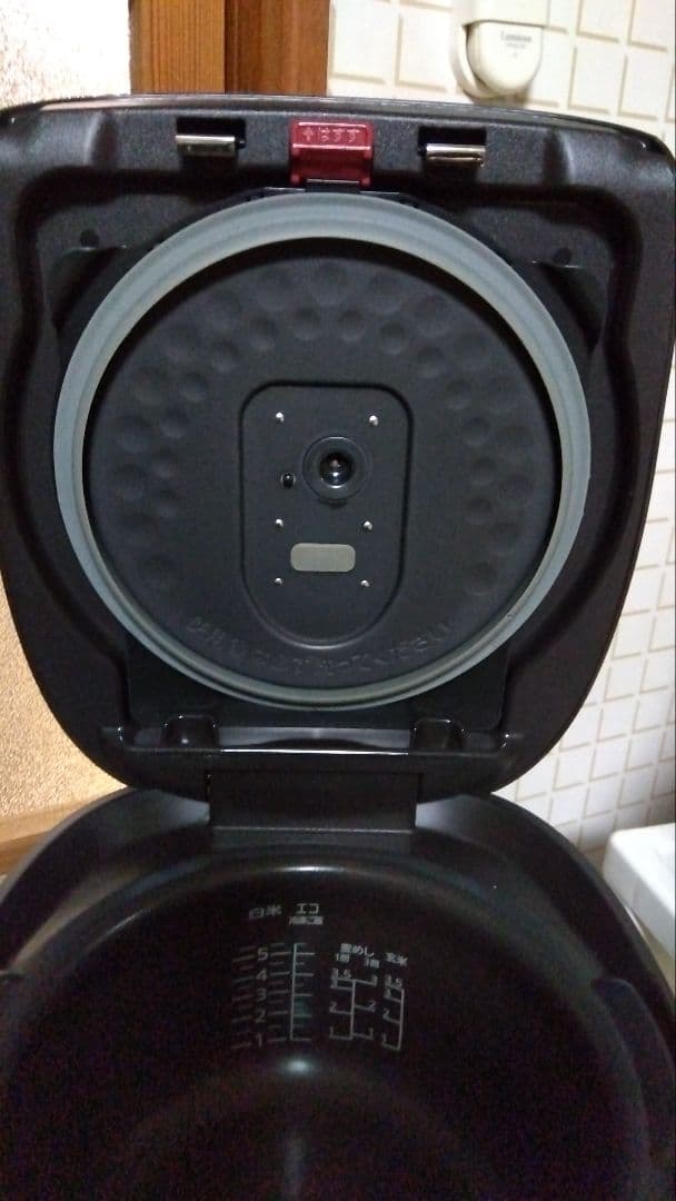 TIGER IH炊飯ジャー デジタル表示 型式 JPK-B型 5.5合炊き