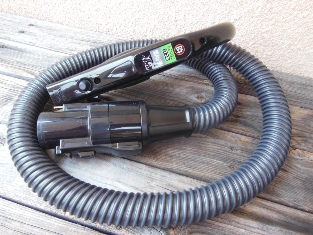 2023年製　CV-SP300L 日立パワかるサイクロン掃除機