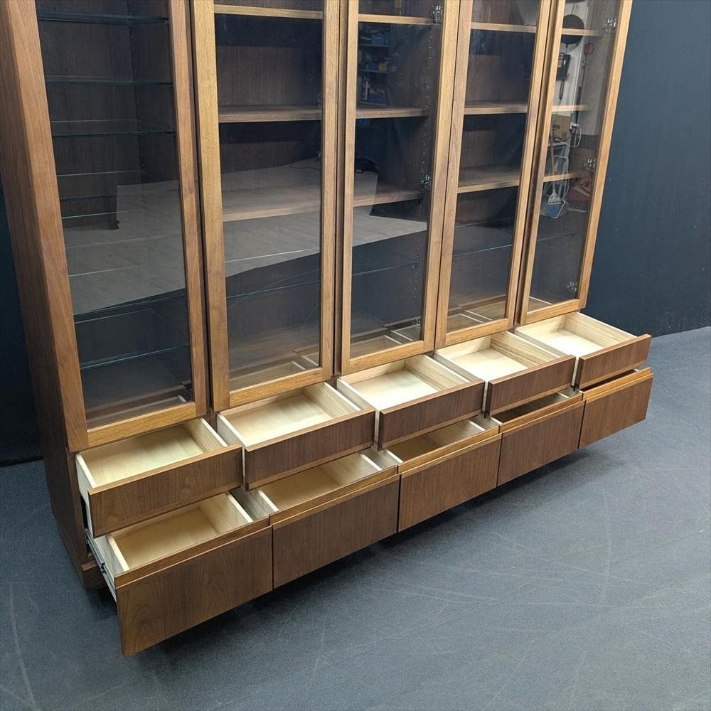 飛騨　シラカワ　ウォルナット　本棚　本箱　ブックシェルフ　キャビネット　飾り棚