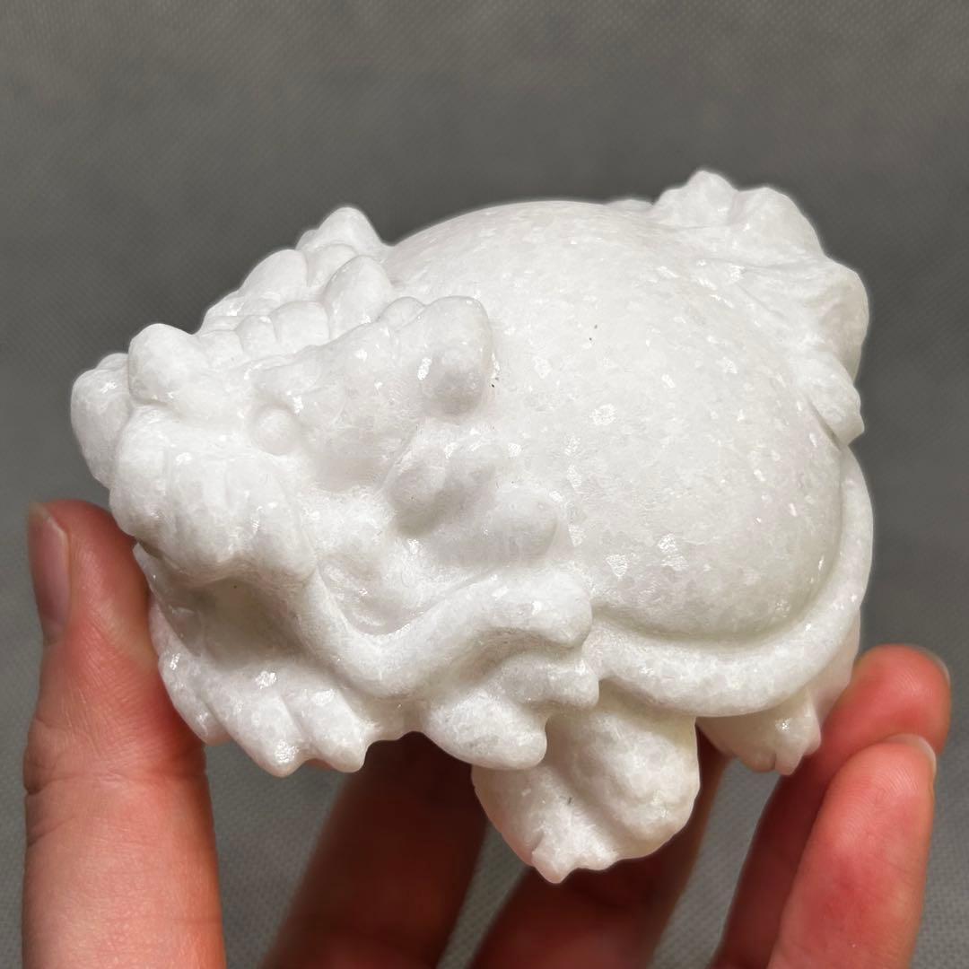 アラバスター　漢白玉　ロングイ　龍亀　置物　美しい　キラキラ　451g