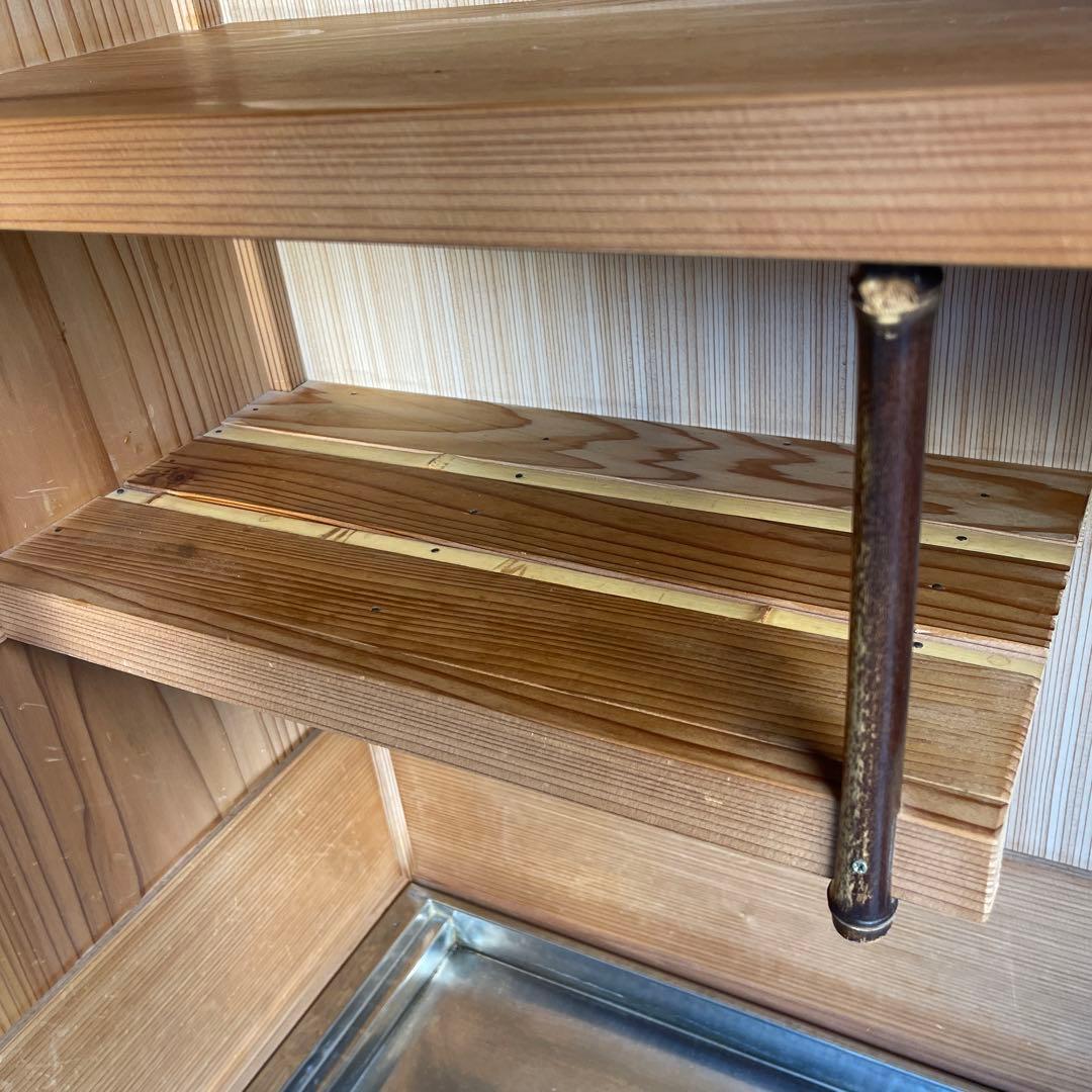 置水屋　茶道具　茶箪笥　茶棚　網代引戸