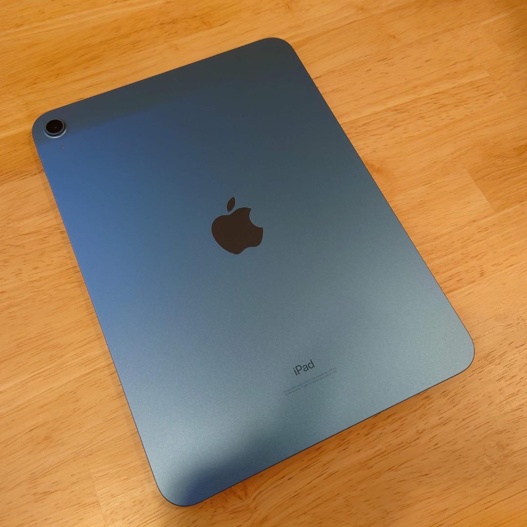 【美品】iPad(第10世代) Wi-Fiモデル 256GB（おまけ付き）