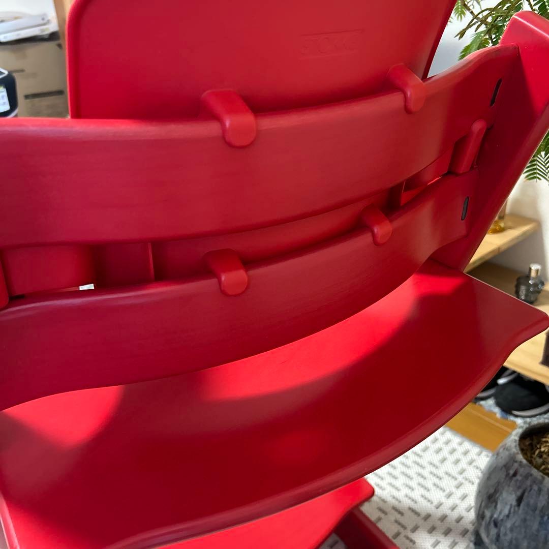 【大人気】STOKKE トリップトラップ ベビーセット付き 赤