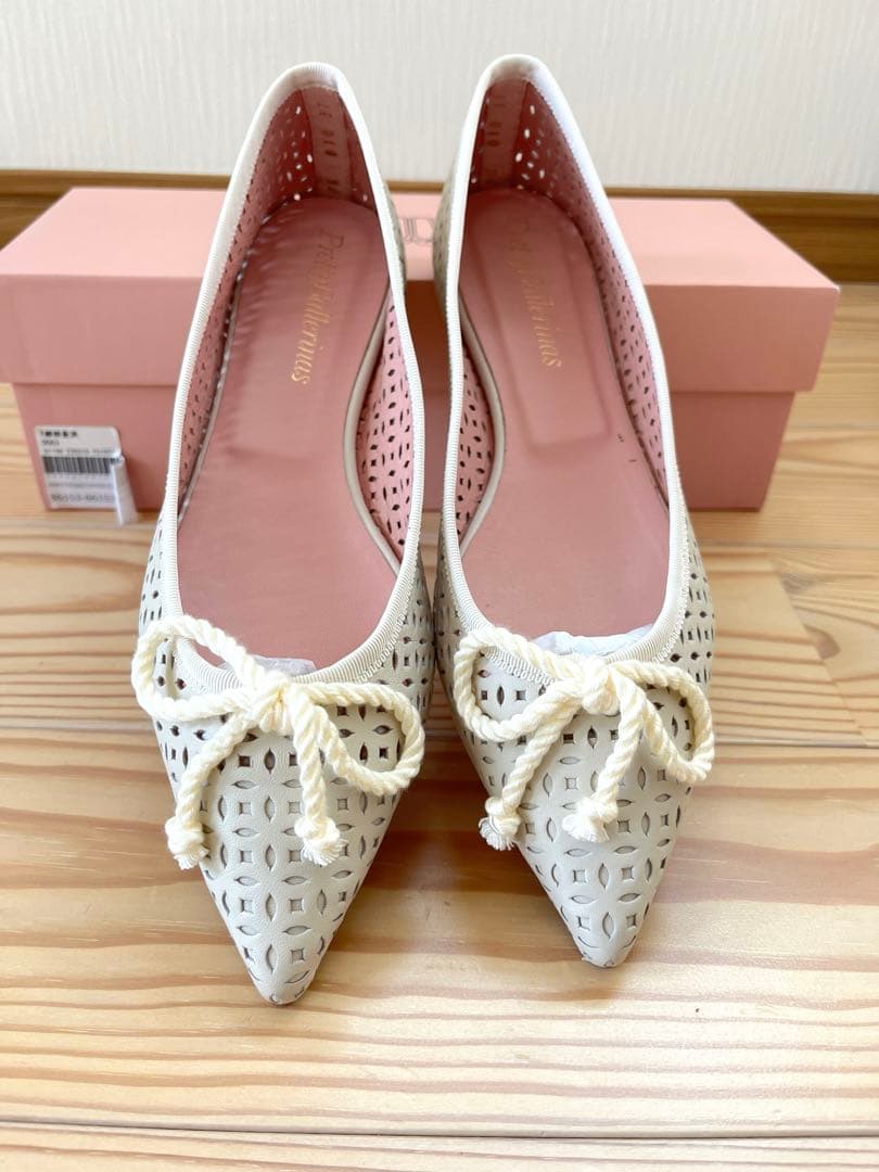 ホワイトメッシュフラットシューズ リボン付き