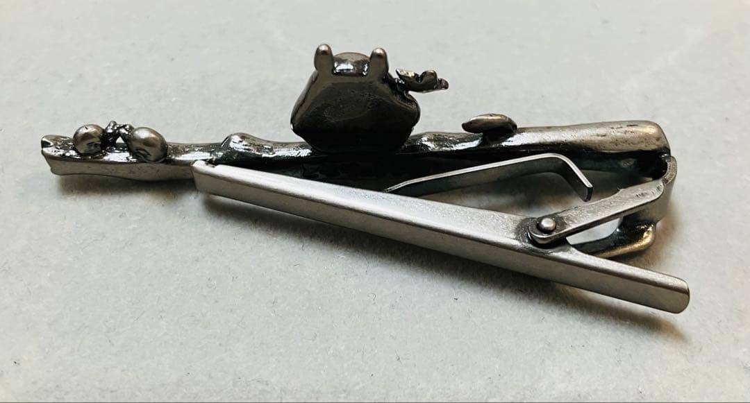 【メルカリ便】となりのトトロ ネクタイピン