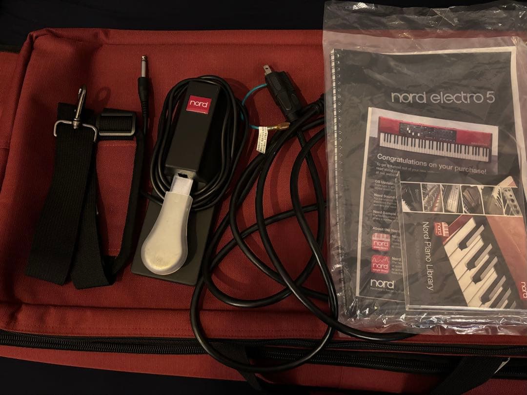 鍵盤楽器 Nord Electro 5 HP salient