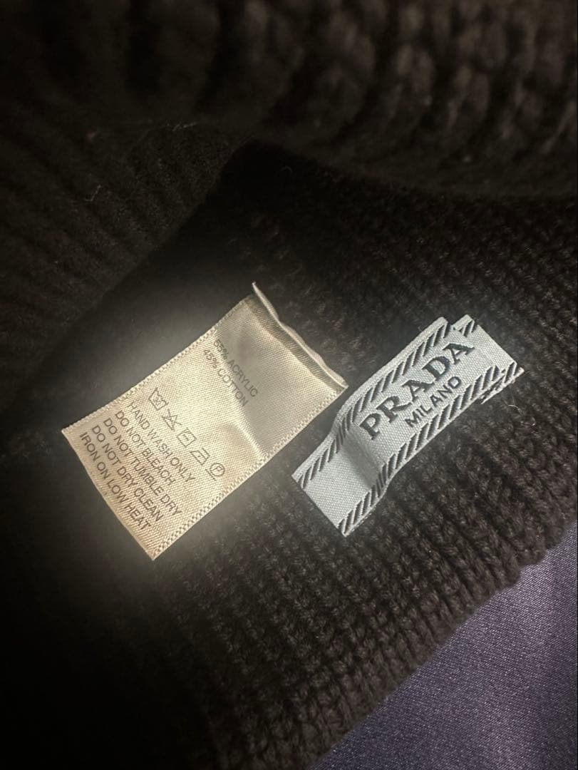 Prada ニット帽子☆男女兼用
