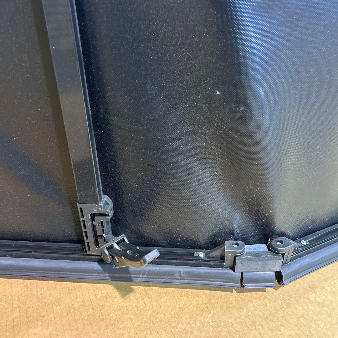 ハイラックストノカバー